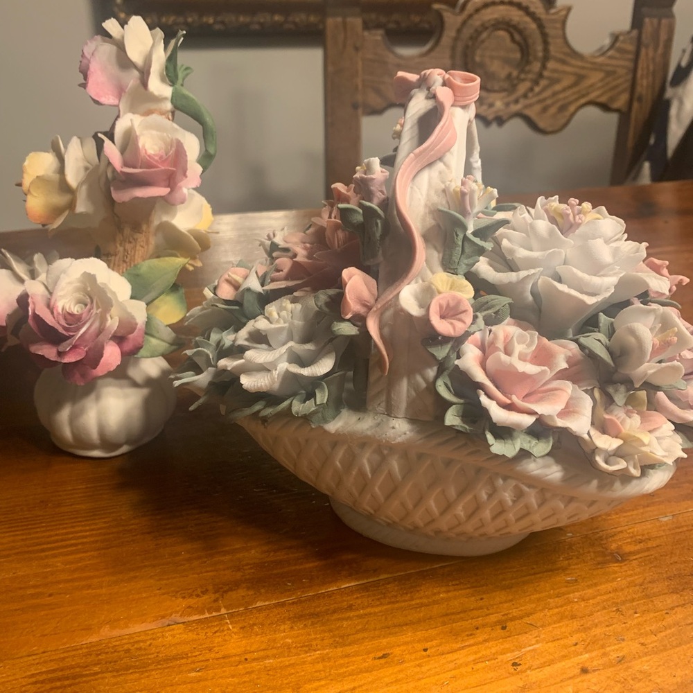💐 💕Set of 2 Capodimonté Porcelain Flowers made in Italy🌸